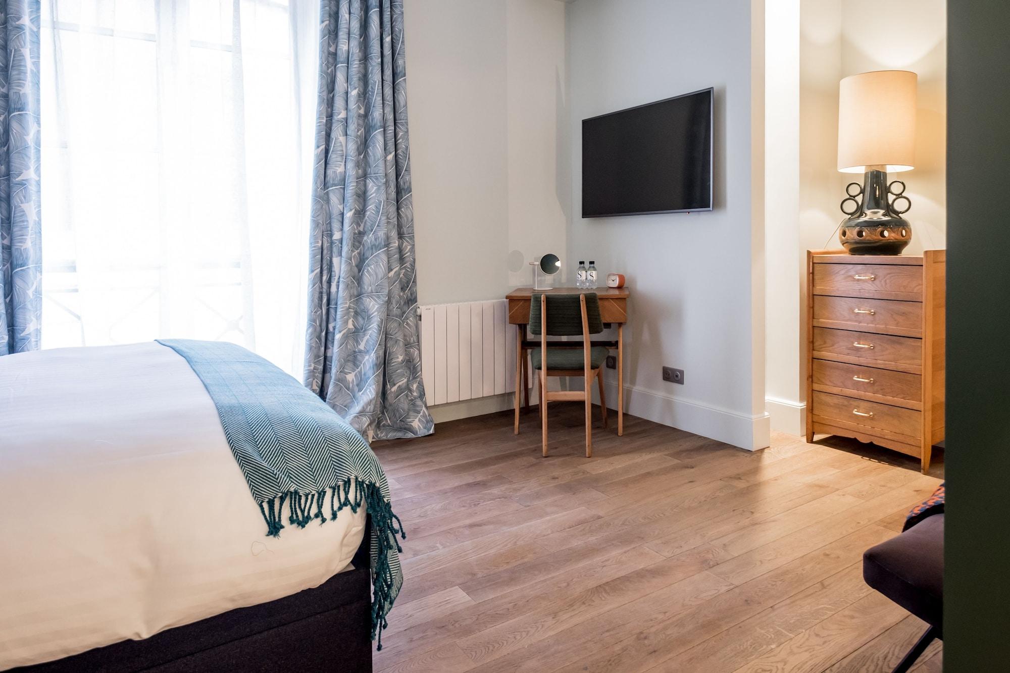 1Er Etage Sopi-Montmartre Hotel Paris Ngoại thất bức ảnh